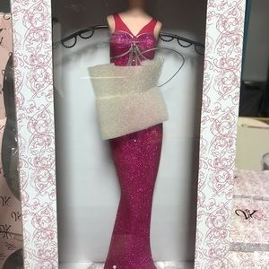 Jewelry stand pink sparkly dress new